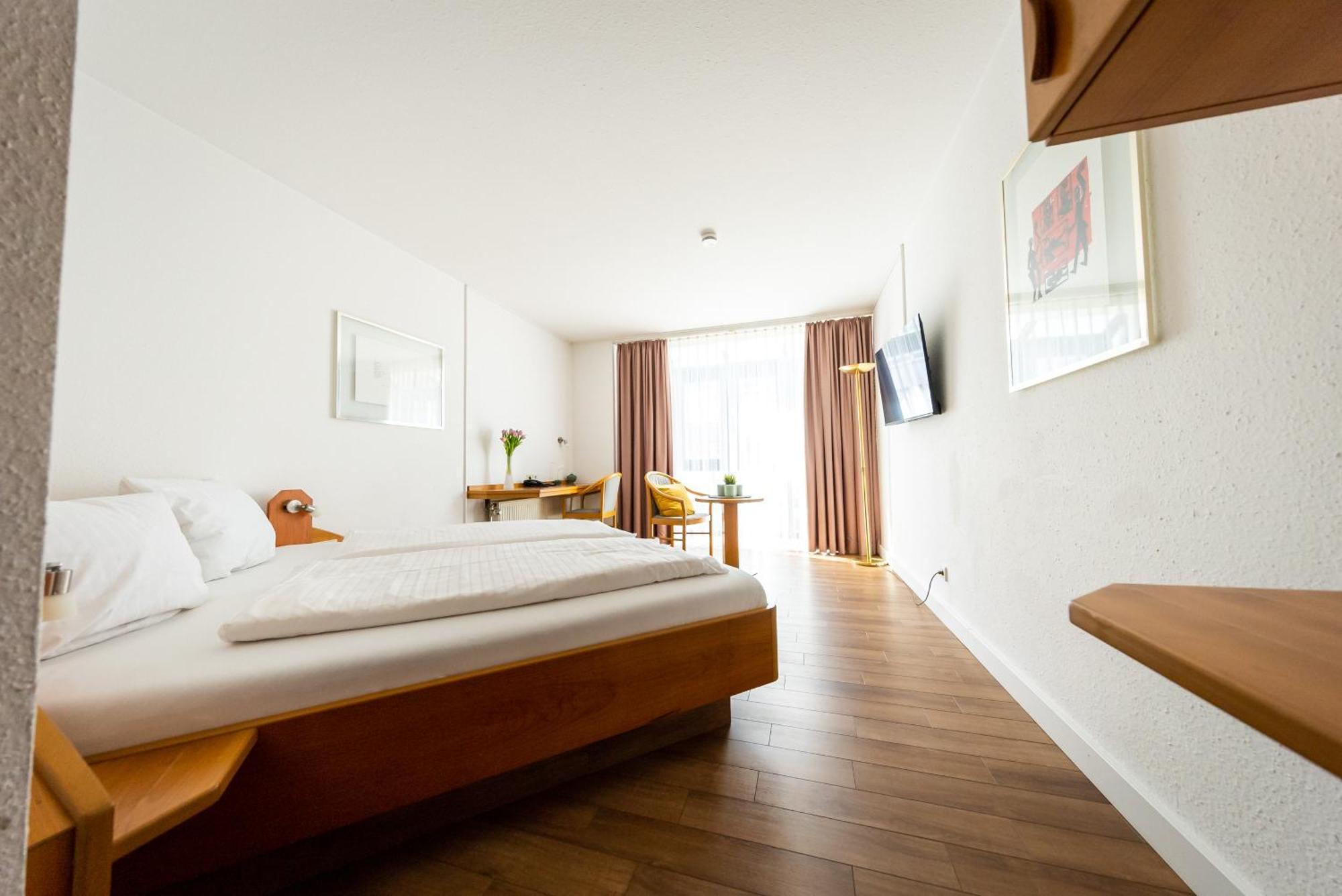 Cityhotel Feuerbach 3*